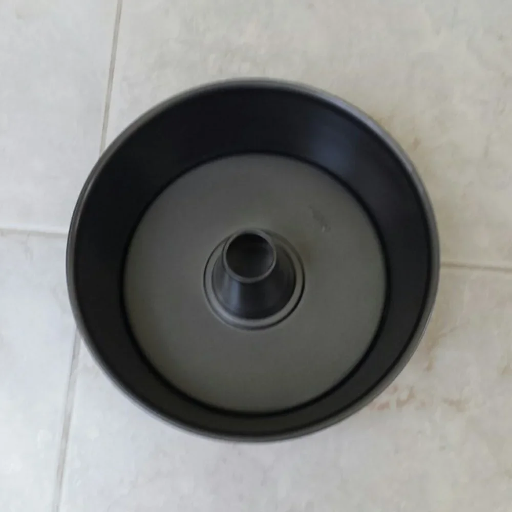 NWOT Wilton 2 piece nonstick Bundt pan